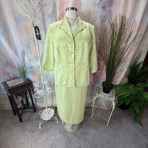 📌Perceptions 2-Pcs Lime Green Skirt Suit Button Front Jacket & Straight Skirt